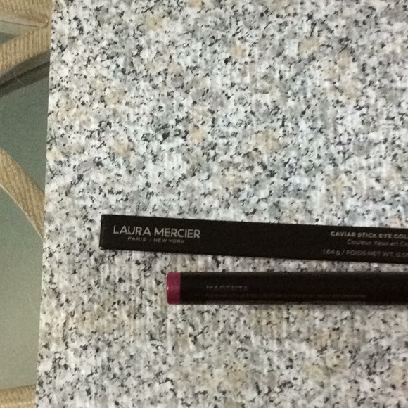 NIB Laura Mercier Caviar Stick Eye Colour- Magenta - Picture 2 of 4